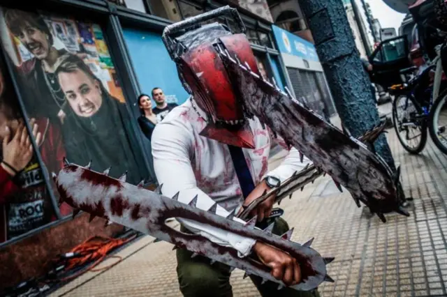 Milei, Arjantin'de son yıllarda hakim olan ekonomik modeli sona erdireceğine söz verdi