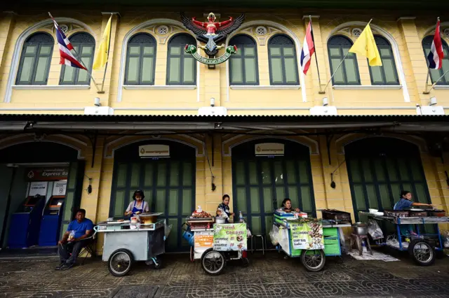 Xe bán hàng rong tại Bangkok