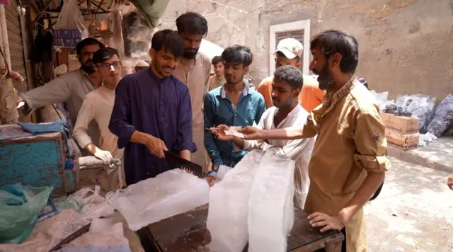 कराची गर्मी