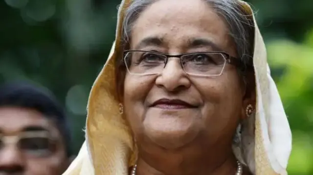 வங்கதேசத்தின் முன்னாள் பிரதமர் ஷேக் ஹசீனா