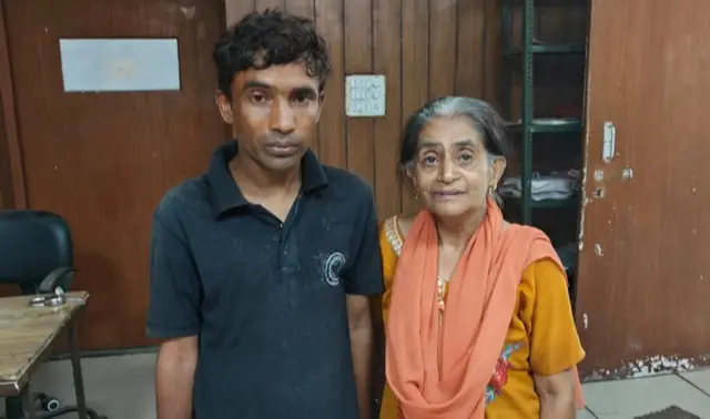 आशा शर्मा के साथ राजू