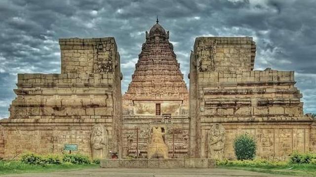 ராஜேந்திர சோழன் கங்கை கொண்ட சோழபுரத்திற்கு தலைநகரை மாற்றியது ஏன்?