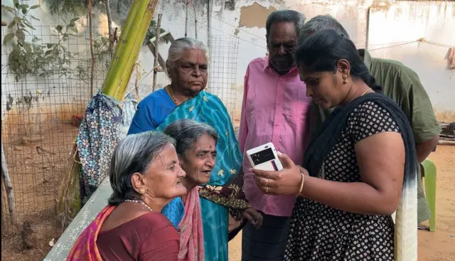 இன்ஸ்டாகிராமில் ஒரு லட்சம் சொந்தங்களை சேர்த்த கதை