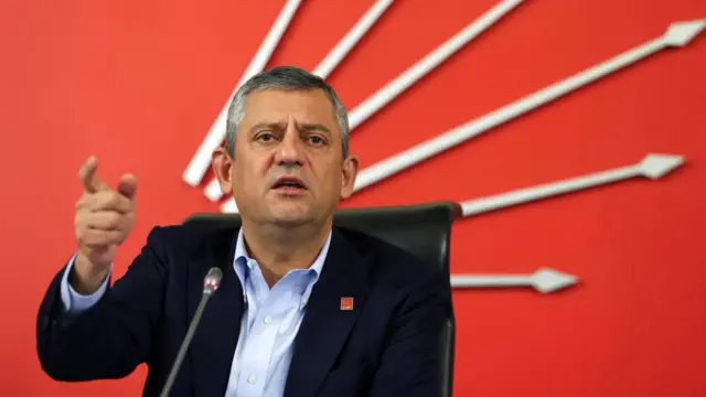 Özgür Özel