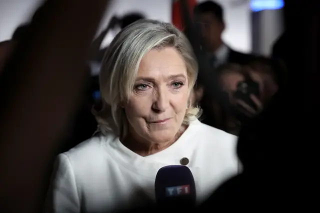 Marine Le Pen da una entrevista