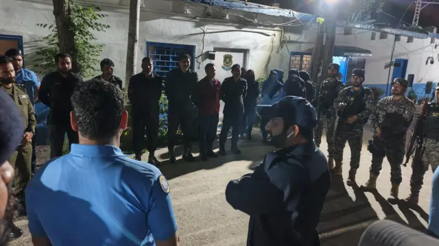 اسلام اباد پولیس