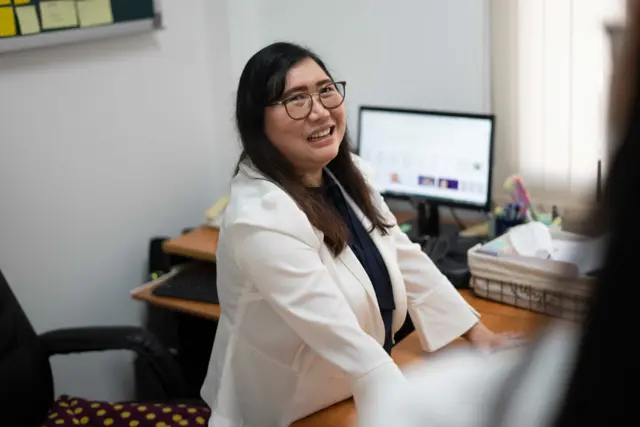 อ.มาลินี