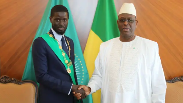 Macky Sall yahaye ubutegetsi Bassirou Diomaye Faye