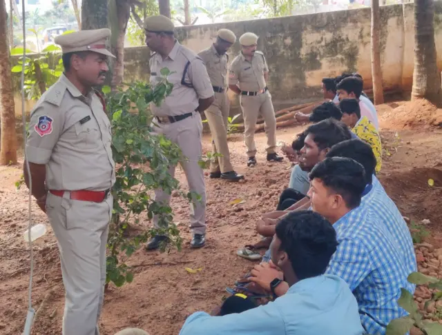 ఫైర్ స్టేషన్లు