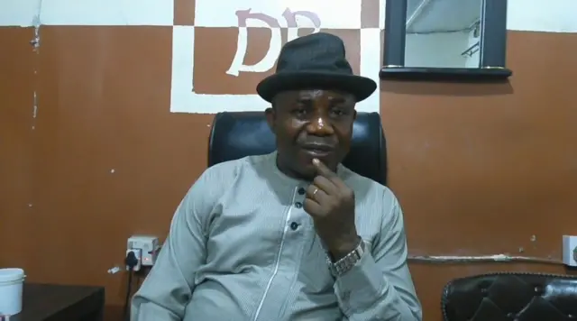 "Ọ na-abụ ya na ndị ọrụ ya nwee obere nghọtahie, ọ lụsoo ha ọgụ."