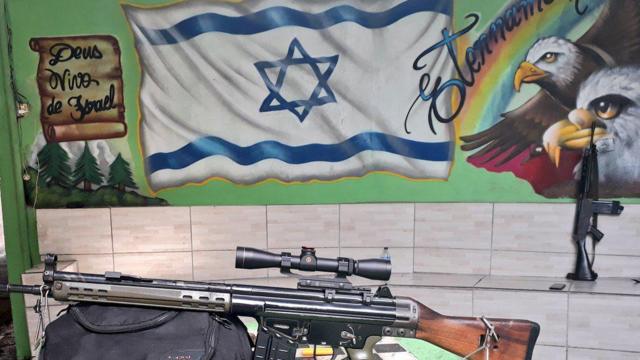 Fuzil embaixobonus de boas vindas gratispintura com bandeirabonus de boas vindas gratisIsrael