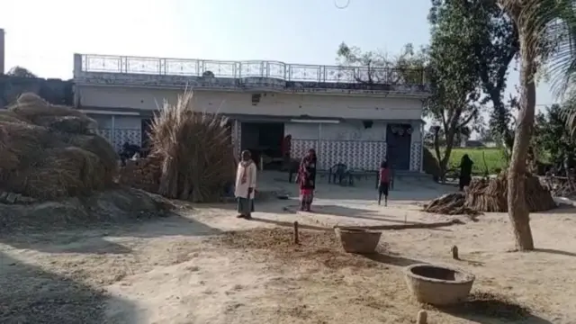 પ્રયાગરાજમાં મુલાયમનું ગામ