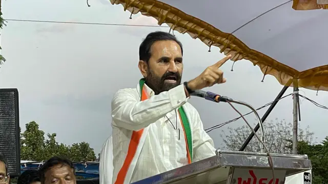 બીબીસી ગુજરાતી ભાજપ કૉંગ્રેસ આપ વીસાવદર પેટાચૂંટણી વિધાનસભા કેશુભાઈ પટેલ