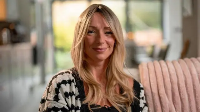 الن می‌گوید که وقتی از داروهای کاهش وزن استفاده می‌کرد، کل رابطه‌اش با غذا تغییر کرده بود