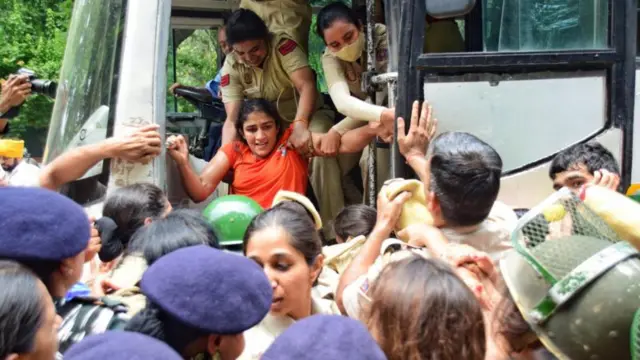 రెజ్లర్ల నిరసన