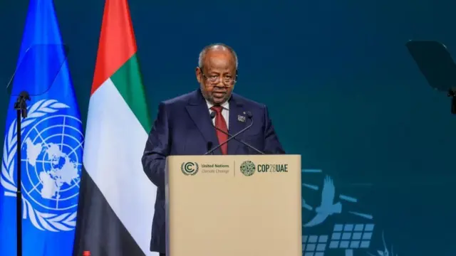  Rais wa Djibouti Ismail Omar Guelleh akizungumza katika mkutano wa Umoja wa Mataifa kuhusu hali ya hewa mjini Dubai