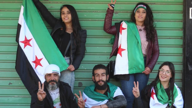 مظاهرات شبابية في مدينة السويداء تطالب بإسقاط النظام 