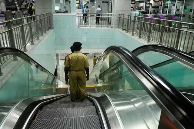 কলকাতা মেট্রো