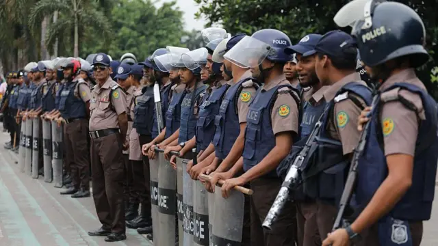জঙ্গিবাদ ইস্যুতে দীর্ঘদিন ধরেই জিরো টলারেন্সের কথা বলে আসছে বাংলাদেশ
