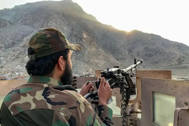 தாலிபன் வீரர்