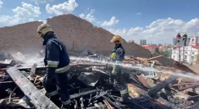 ፍርስራስ ህንጻ