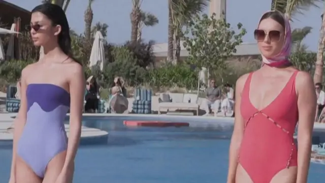 சௌதி அரேபியாவில் நடந்த நீச்சல் உடை ஃபேஷன் ஷோ