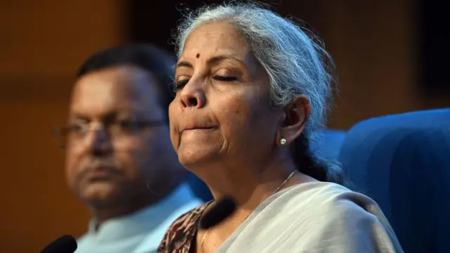 બીબીસી ગુજરાતી બજેટ 2025 નાણામંત્રી સીતારમણ બેરોજગારી અર્થતંત્ર