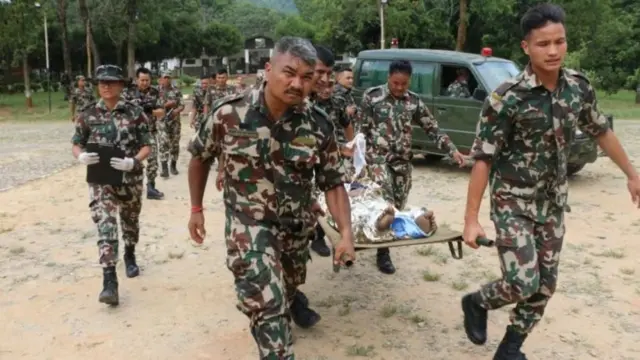 નેપાળ-ચીન સરહદ નજીકના અનેક નીચાણવાળા જિલ્લાઓ આ પૂરથી પ્રભાવિત થયા છે. અધિકારીઓનું કહેવું છે કે જાનમાલને ખૂબ મોટું નુકસાન થયું છે, પરંતુ હાલ તેની ચોક્કસ ગણતરી શક્ય નથી