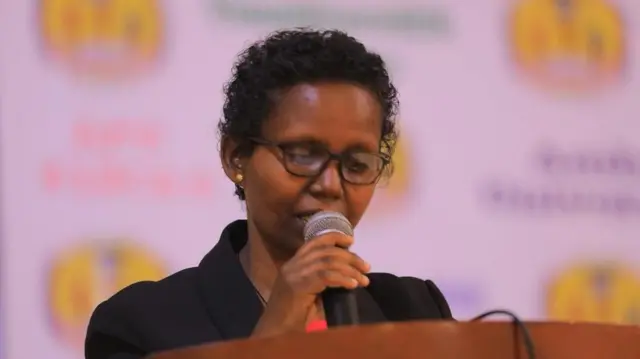 Bizunesh Miidhagsaa Booranaa