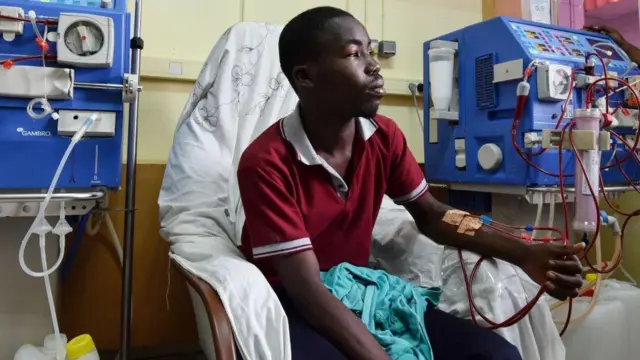 Onye na-enweta ọgwụ maka ọrịa akịrị