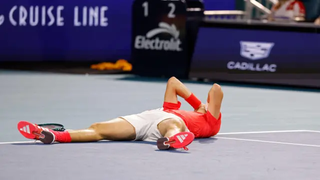 Меншик слави