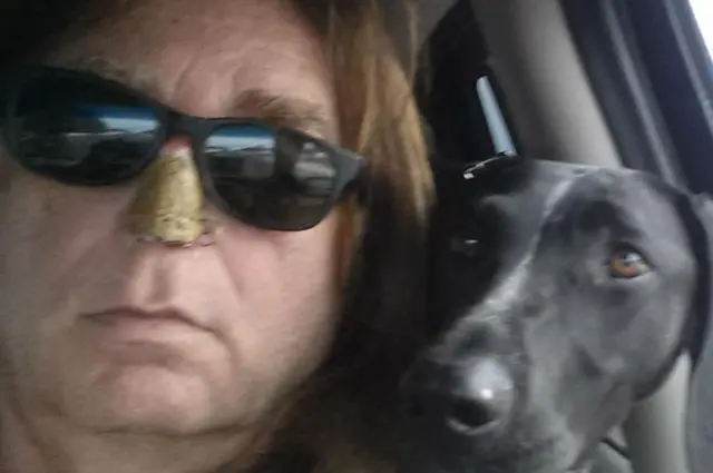 ジェイコブソン被告の写真