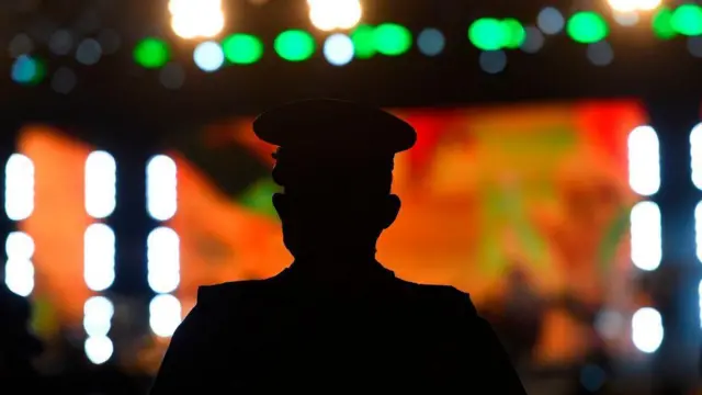 මත්ද්රව්ය හා සම්බන්ධ චෝදනා මත 2025 වසරේ ජනවාරි සිට මේ දක්වා කාලය තුළ පොලිස් නිලධාරීන් 68 දෙනෙකුගේ වැඩ තහනම් කර ඇති බව අමාත්යවරයා පැවසුවේය.