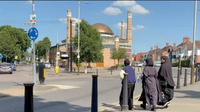 లెస్టర్