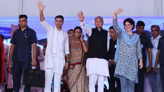 प्रियंका गांधी 