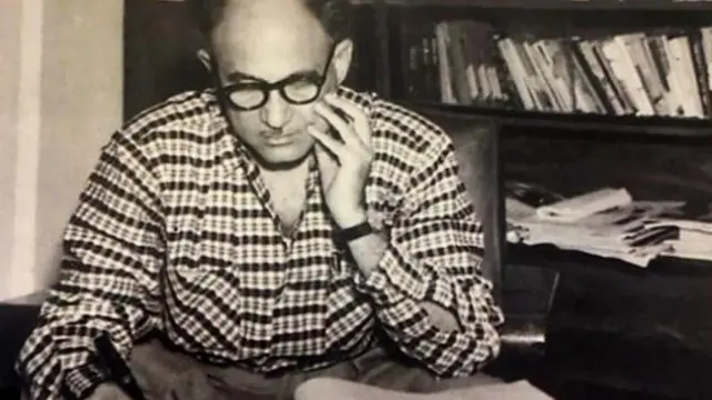 ખ્વાજા અહમદ અબ્બાસની તસવીર 