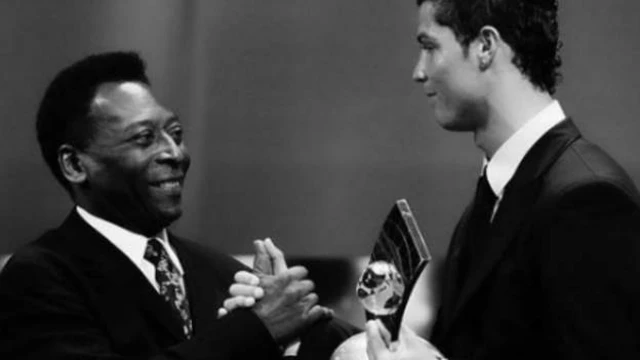 Kiristaanoo Roonaaldoo, Peelee waliin