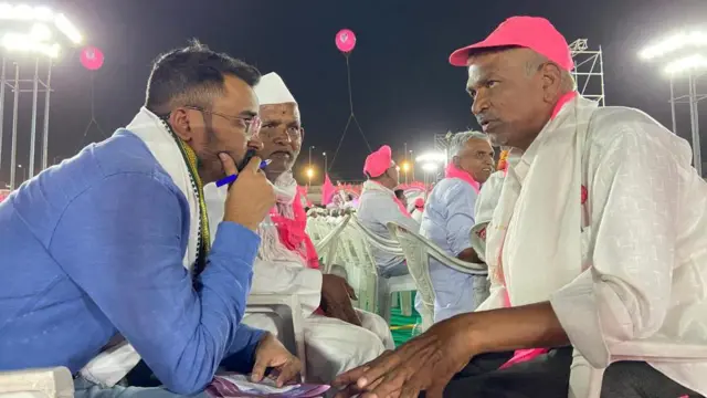 नंदकिशोर काळे, प्रल्हाद काळे सभास्थळी.