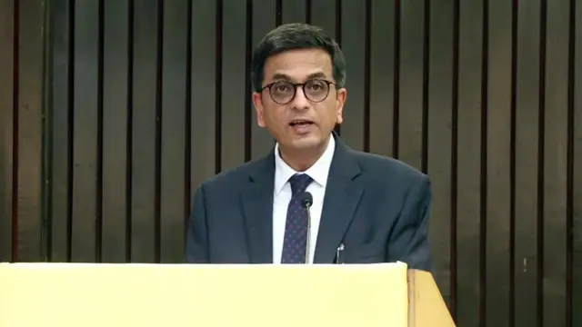 डीवाई चंद्रचूड़ 