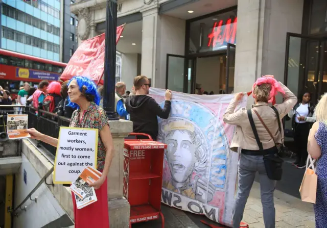 နာမည်ကျော် H&M ဆိုရင် မြန်မာကနေ ထွက်ခွာဖို့ ဆုံးဖြတ်ခဲ့