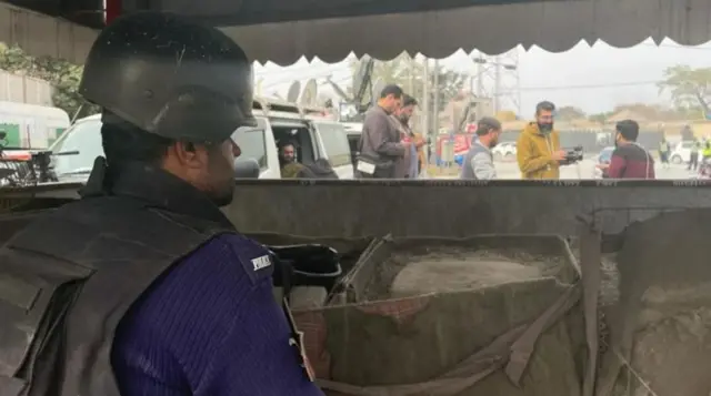 پشاور پولیس