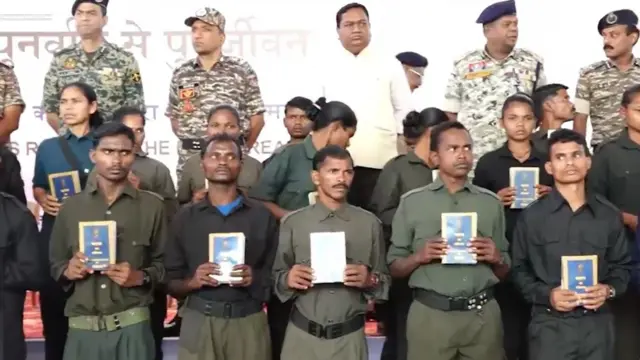 మావోయిస్టులు 