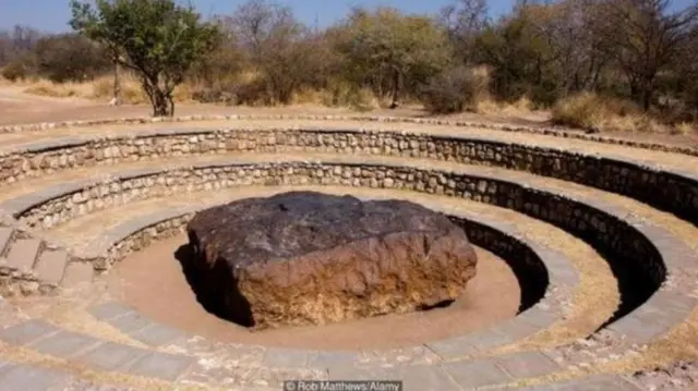 रासायनिक स्फोटासारखी प्रक्रिया 