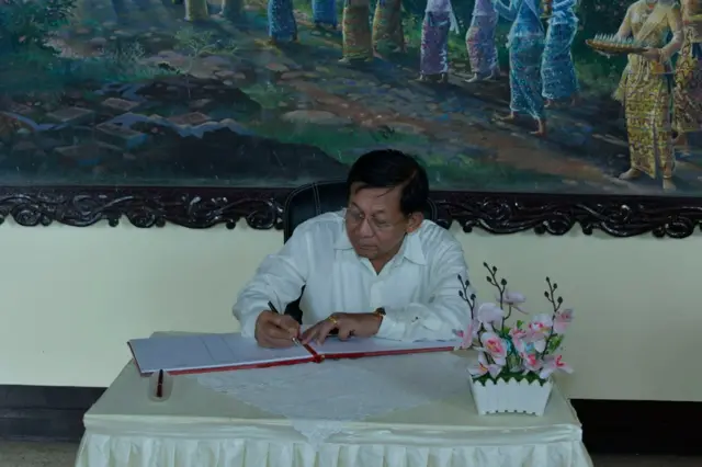 ၂၀၂၃ ခုနှစ်တုန်းက စစ်တွေမြို့ကို သွားရောက်ခဲ့တဲ့ ဗိုလ်ချုပ်မှူးကြီးမင်းအောင်လှိုင်