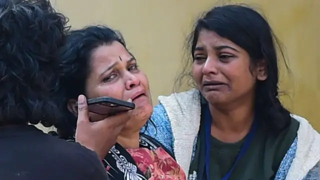 મહાકુંભ, પ્રયાગરાજ, સંગમ નોઝ, કુંભમાં ભાગદોડ બીબીસી ગુજરાતી