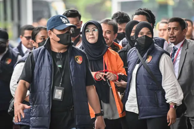 Roy Suryo, ijazah palsu jokowi, polisi