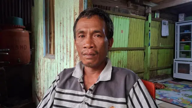 Kamaruddin berharap kedua anaknya dapat mengenyam pendidikan yang tinggi dan bekerja di kantoran.