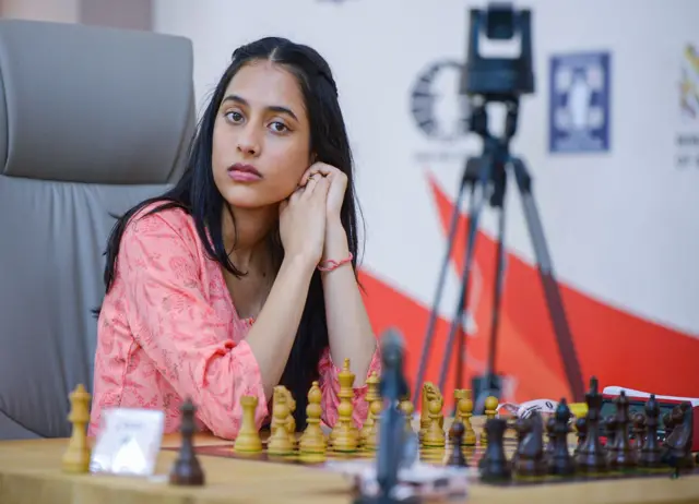 दिव्या देशमुख 