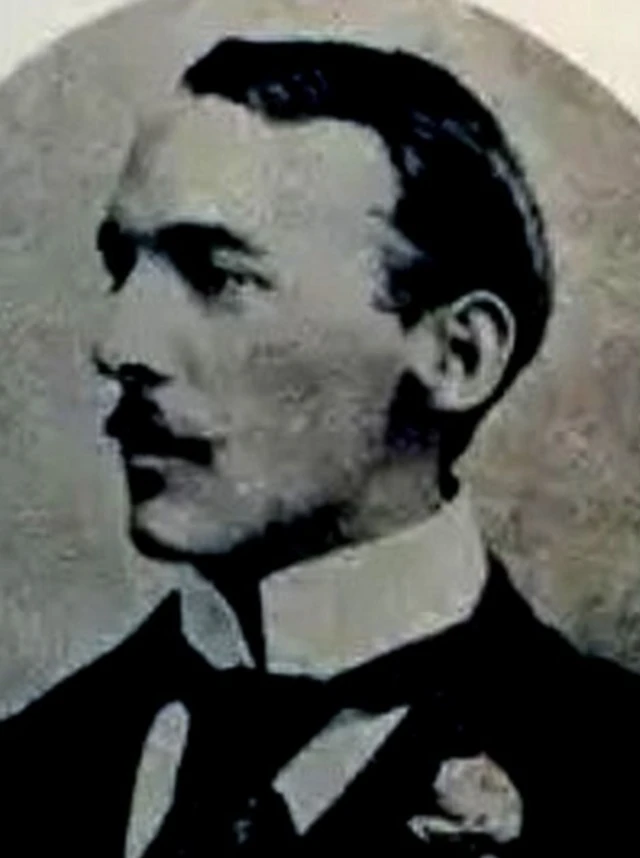 டக்ளஸ் கிங்ஸ்ஃபோர்ட் 