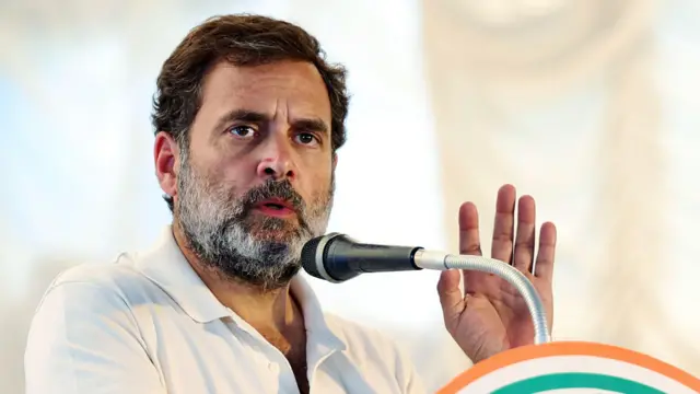 राहुल गांधी 